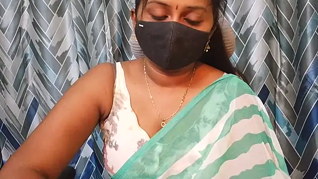 Snapshot of Pavani-Sexy chatting on 07/23/26, 02:48 Pavani-Sexy online show from 07/23/26, 02:48