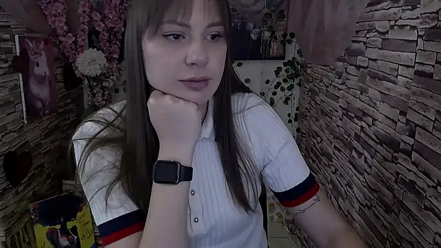 Amanda Bright  online show from 10/23/25, 06:45