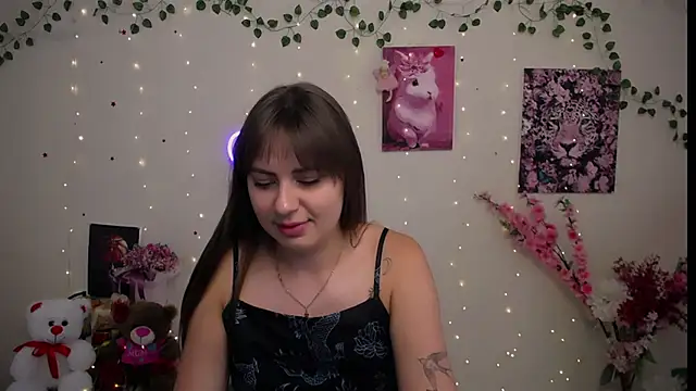 Amanda Bright  online show from 07/25/26, 08:23