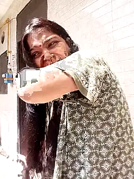 Trisha 71 online show from 09/12/25, 07:30