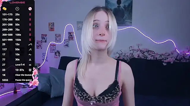 Megan--chan online show from 03/25/26, 05:08