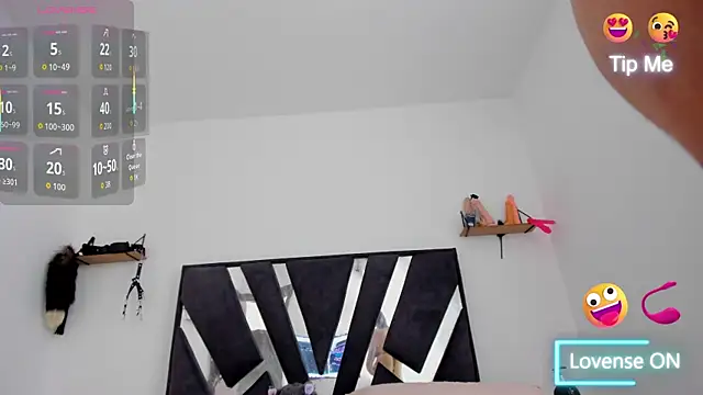 Snapshot of Demy_Rhoades chatting on 11/05/25, 02:06 Demy Rhoades online show from 11/05/25, 02:06