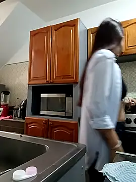 Demy Rhoades online show from 03/05/26, 02:13