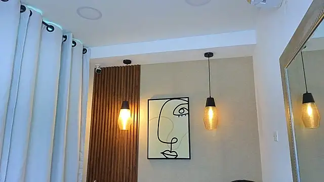 Lia Mar  online show from 12/15/25, 06:12