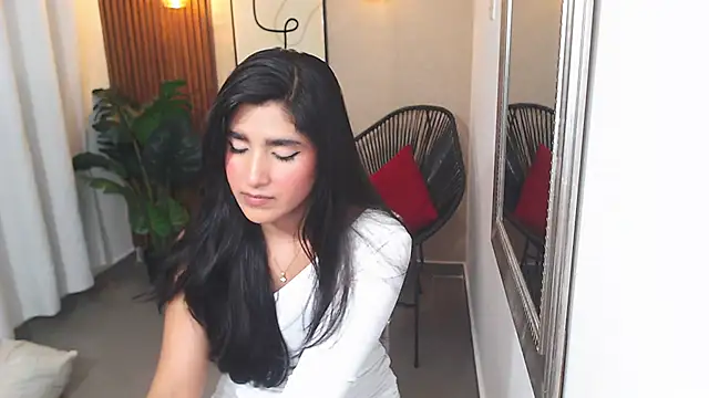 Lia Mar  online show from 04/23/26, 06:32