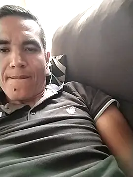 Snapshot of Boragozarvem chatting on 11/13/25, 04:39 Boragozarvem online show from 11/13/25, 04:39