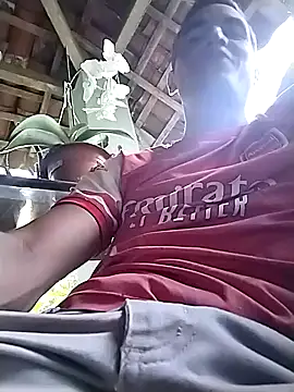 Snapshot of Boragozarvem chatting on 11/14/25, 01:21 Boragozarvem online show from 11/14/25, 01:21