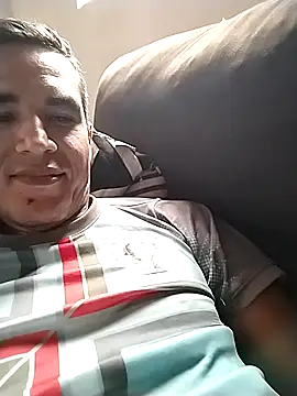 Snapshot of Boragozarvem chatting on 11/15/25, 02:02 Boragozarvem online show from 11/15/25, 02:02