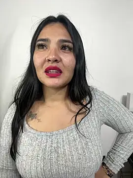 meli  brown online show from 04/23/26, 06:36