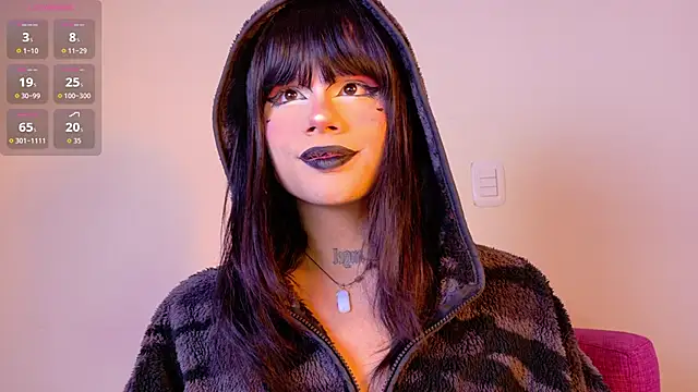 NATASHAA WINZ online show from 11/09/25, 07:50