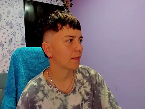  Hannah Hot online show from 09/10/25, 02:22