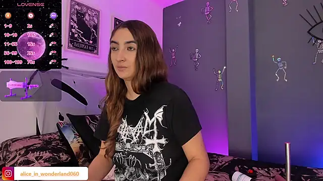 Alice Dickinssonn online show from 10/07/25, 12:57