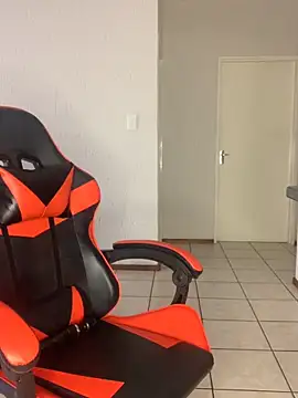 jayjayja19 online show from 11/14/25, 03:33