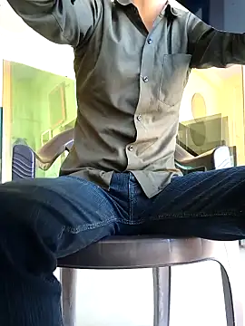 OmeningFurorji online show from 03/25/26, 06:08