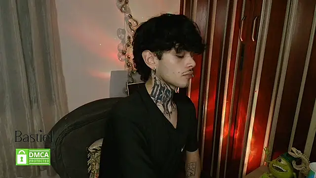 Mihail leroy online show from 09/12/25, 12:55