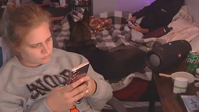 Sexyblonde12344 online show from 09/13/25, 12:54