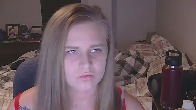 Sexyblonde12344 online show from 11/28/25, 08:55