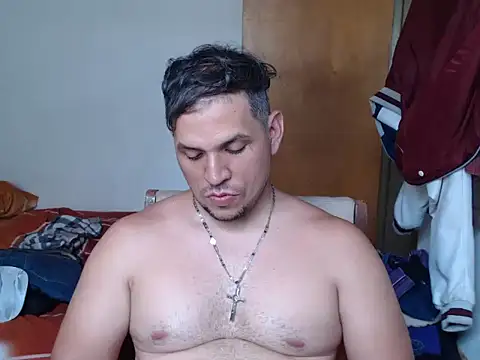 Pillinp01 online show from 06/06/26, 04:55