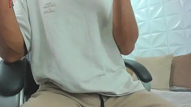 Ricky Owens1 online show from 11/27/25, 09:28