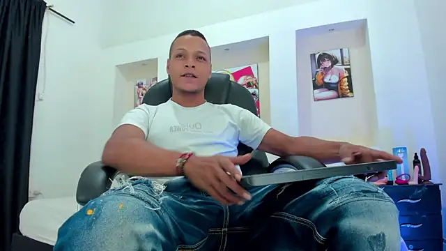 Ricky Owens1 online show from 12/16/25, 07:52