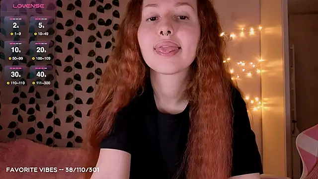 Snapshot of lina_red_xxx chatting on 09/11/25, 09:15 lina red xxx online show from 09/11/25, 09:15
