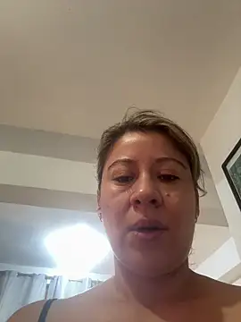 luna desiree online show from 03/19/26, 01:04