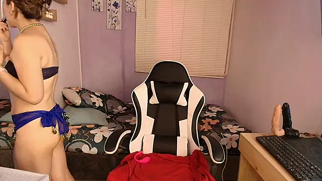 luna desiree online show from 04/22/26, 09:05