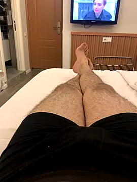 Snapshot of sesa12 chatting on 10/14/25, 07:36 sesa12 online show from 10/14/25, 07:36