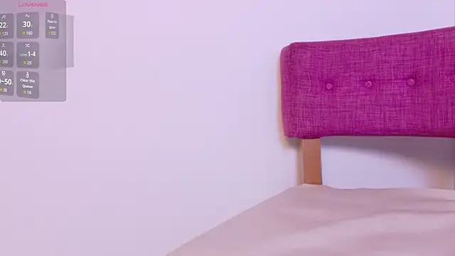 Snapshot of KITY_HILL chatting on 12/02/25, 05:13 KITY HILL online show from 12/02/25, 05:13