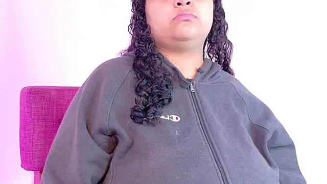 KITY HILL online show from 01/19/26, 03:32