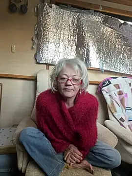 ladyboatlady online show from 04/07/26, 06:58