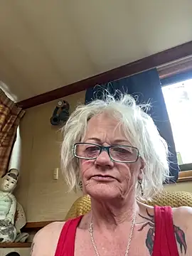 ladyboatlady online show from 04/23/26, 06:21