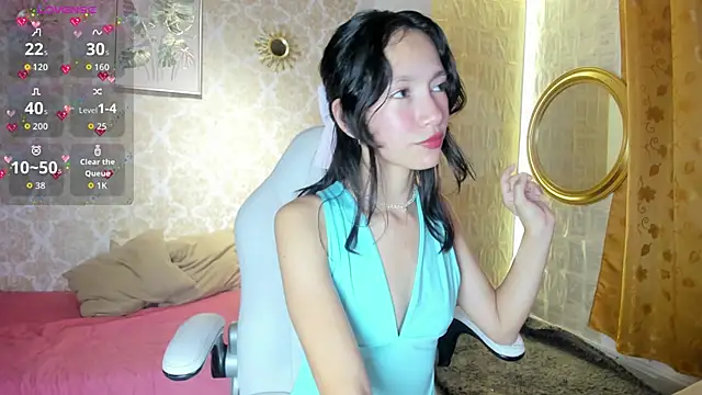 Snapshot of LilyThea chatting on 04/24/26, 08:11 LilyThea online show from 04/24/26, 08:11