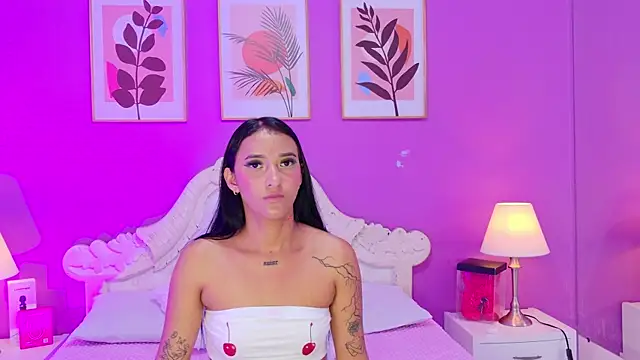 Snapshot of SamantaKane chatting on 02/06/26, 03:55 SamantaKane online show from 02/06/26, 03:55