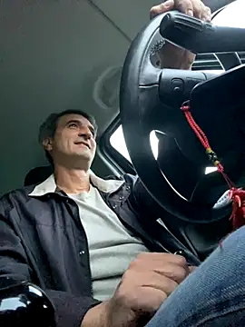 sasatimido online show from 10/03/25, 05:04