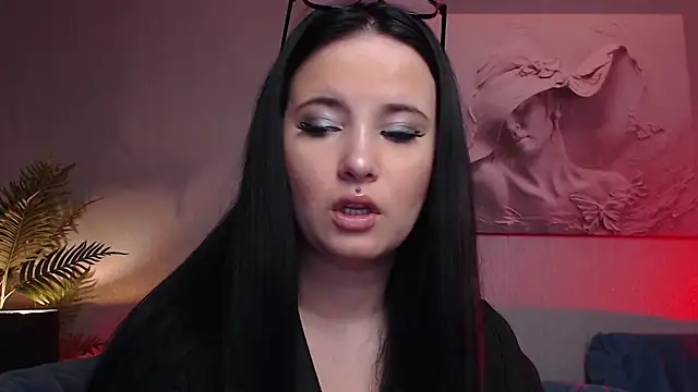 MikaSnake online show from 09/16/25, 08:43