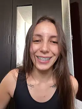 paula miler1 online show from 05/26/26, 12:45