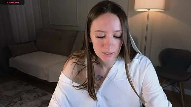 cutienaughtygirl online show from 06/06/26, 06:40