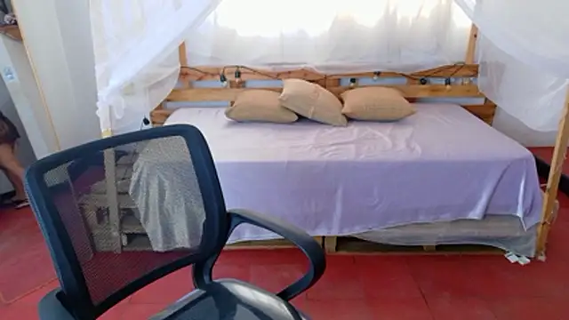 Snapshot of loreaniss chatting on 02/24/26, 07:34 loreaniss online show from 02/24/26, 07:34