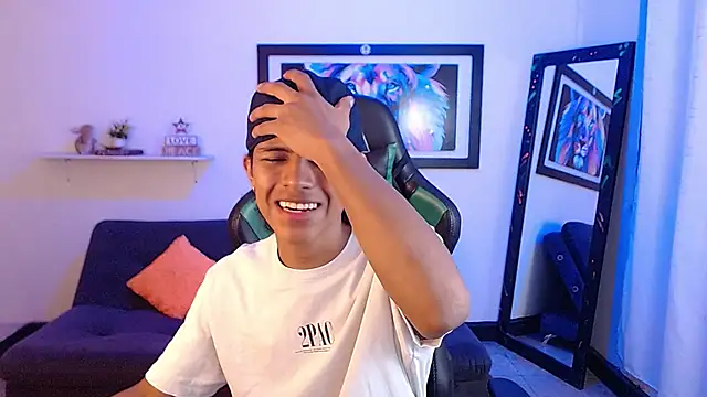 dreyk20 online show from 10/22/25, 01:22