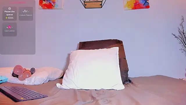 Snapshot of Karlaliones69 chatting on 11/27/25, 11:45 Karlaliones69 online show from 11/27/25, 11:45