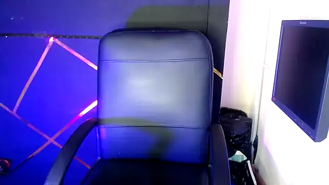 Kylie Moan online show from 12/02/25, 02:28