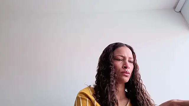 SofiaDelicia online show from 09/11/25, 05:02