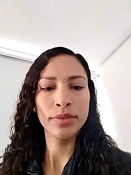 SofiaDelicia online show from 10/18/25, 01:56