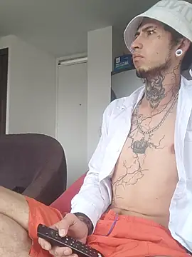 Tattoboy19cm online show from 10/10/25, 03:11