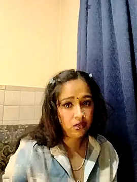 cute indianxo online show from 04/23/26, 05:59