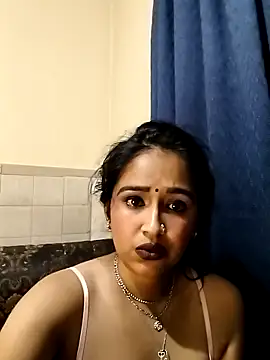 Snapshot of cute_indianxo chatting on 04/27/26, 09:13 cute indianxo online show from 04/27/26, 09:13