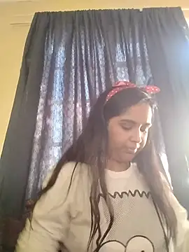 Snapshot of cute_indianxo chatting on 06/08/26, 05:41 cute indianxo online show from 06/08/26, 05:41