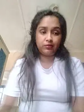 Snapshot of cute_indianxo chatting on 06/09/26, 02:17 cute indianxo online show from 06/09/26, 02:17