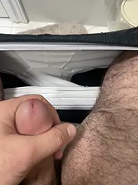 Heros2000 online show from 02/22/26, 01:40